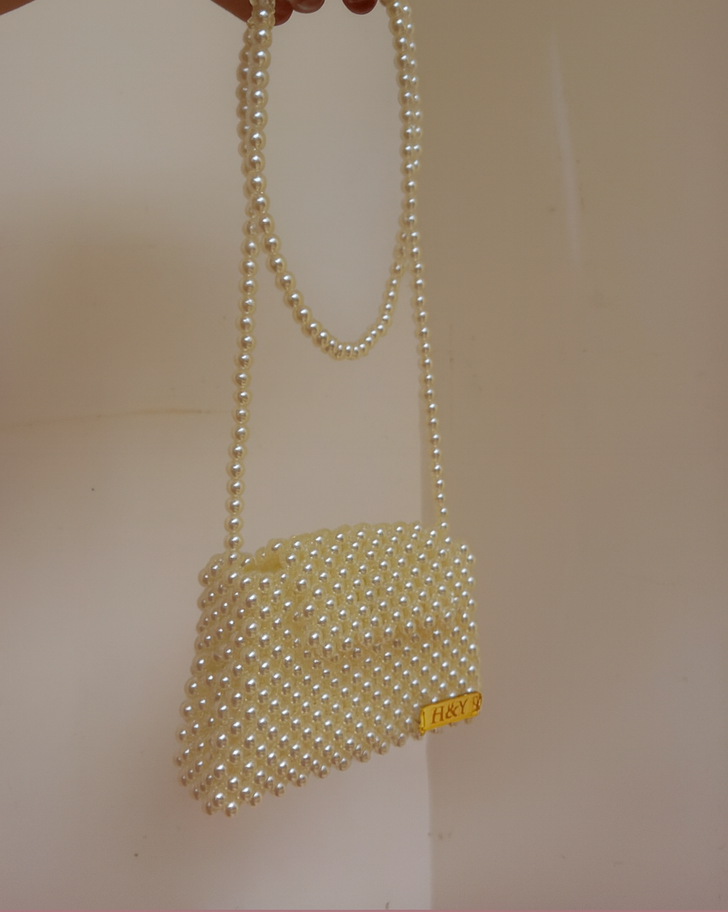 Pearly Charm Clutch
