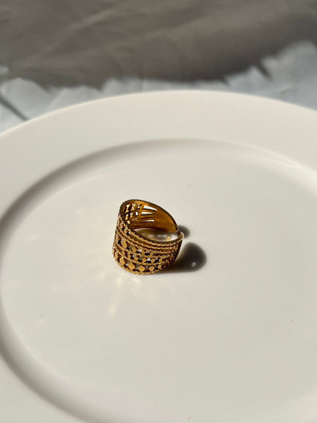 Dotted Ring – Gold Stainless Steel