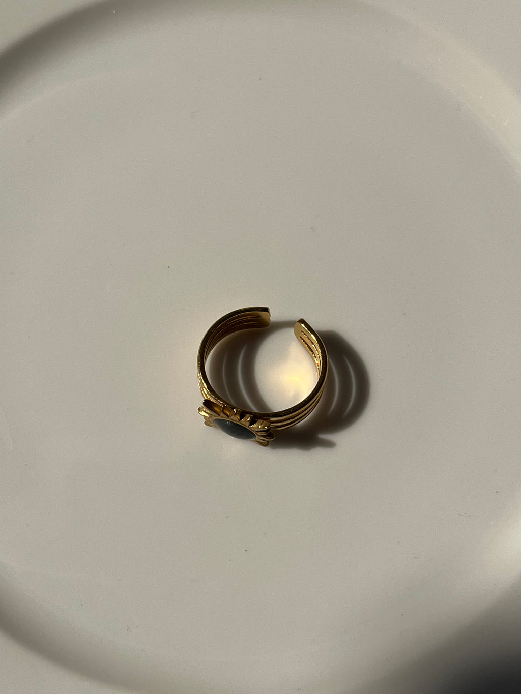 Resin Ring "Black Pearl"
