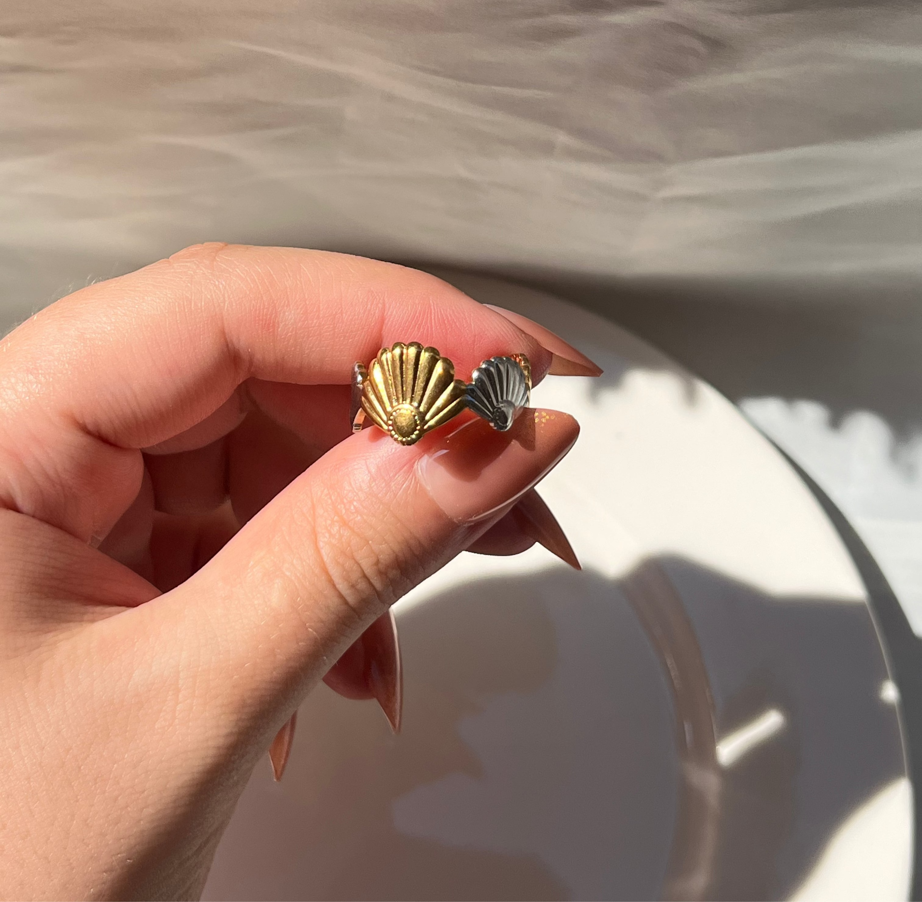 Gold Lotus Flowers Ring – Stainless Steel