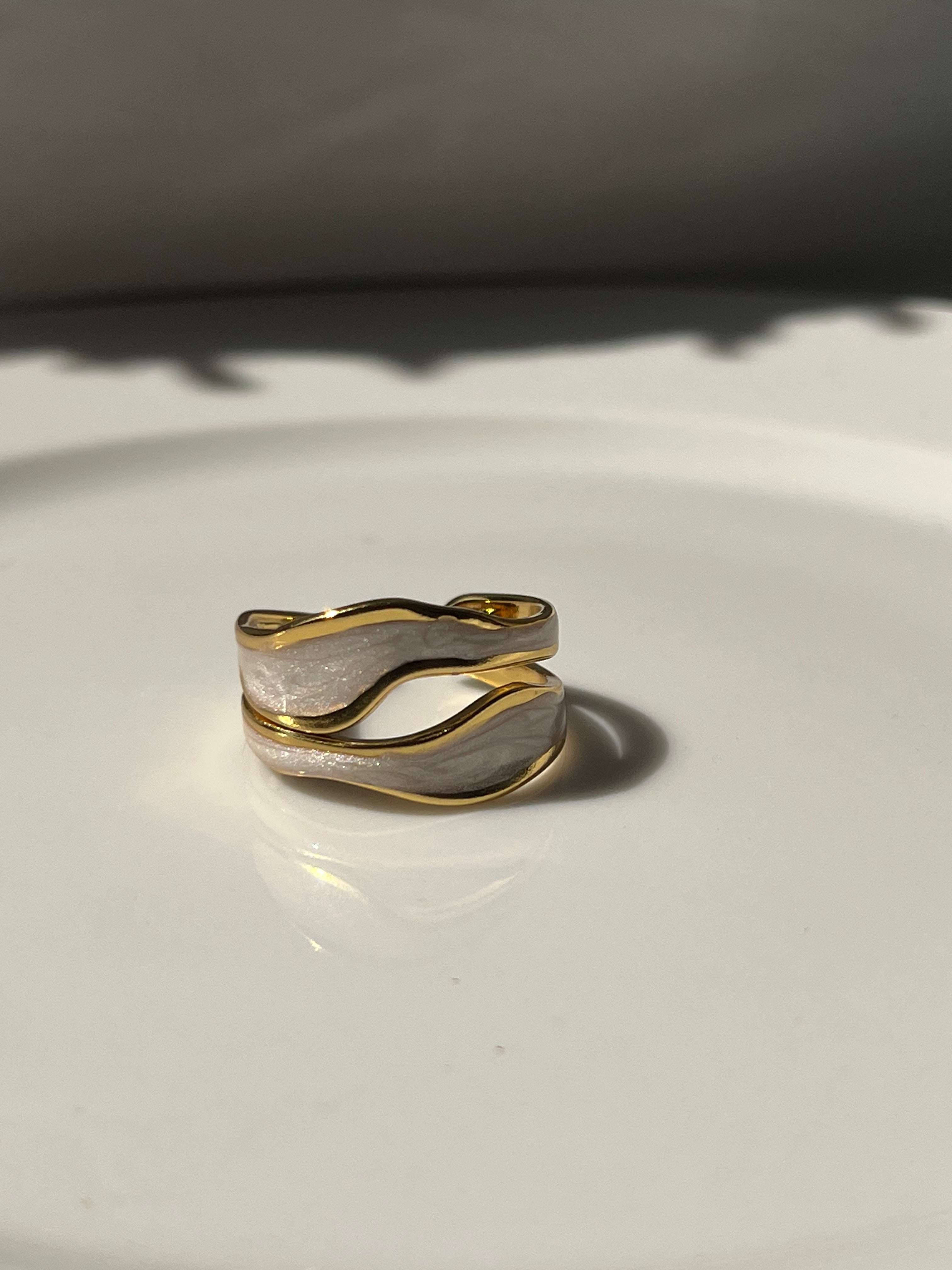 White Resin Ring