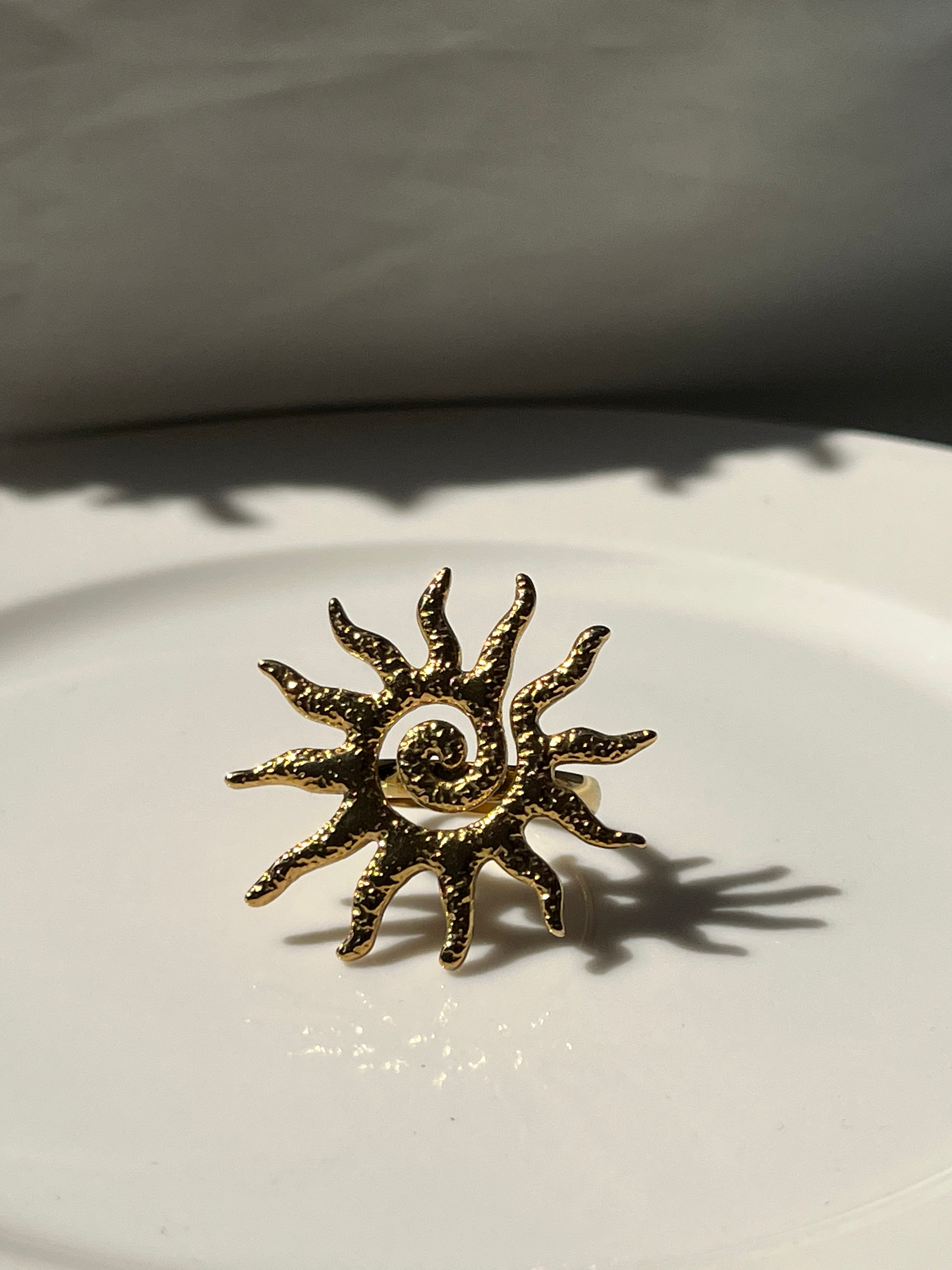 Gold Sun Ring – Stainless Steel