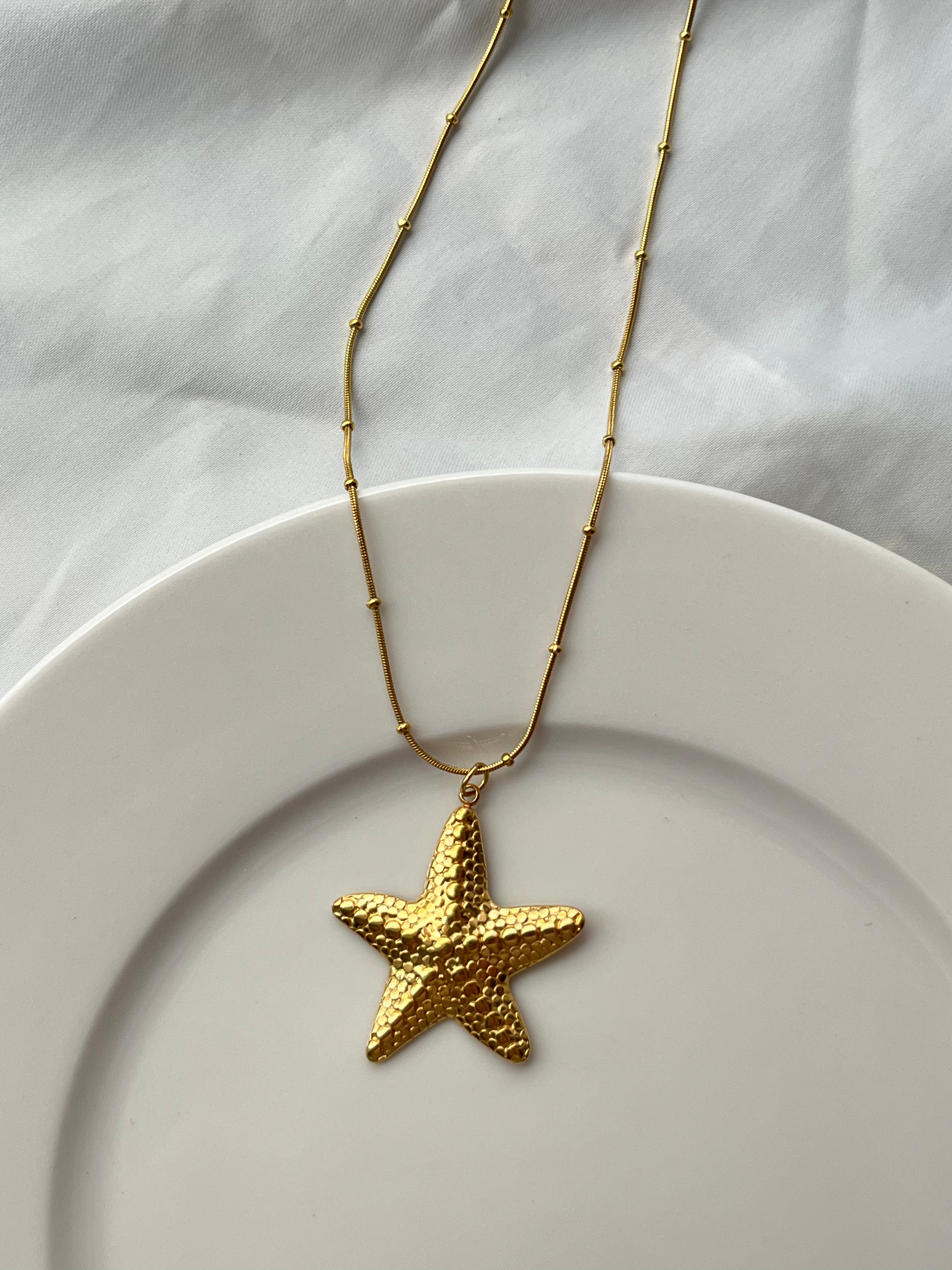 Sea Star Pendant Necklace