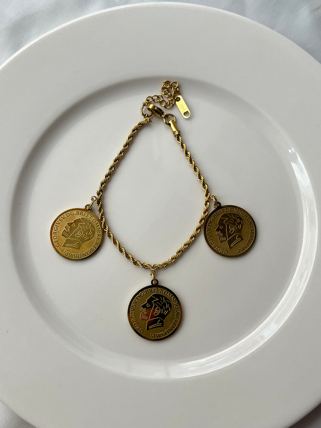 Braided Queens Bracelet