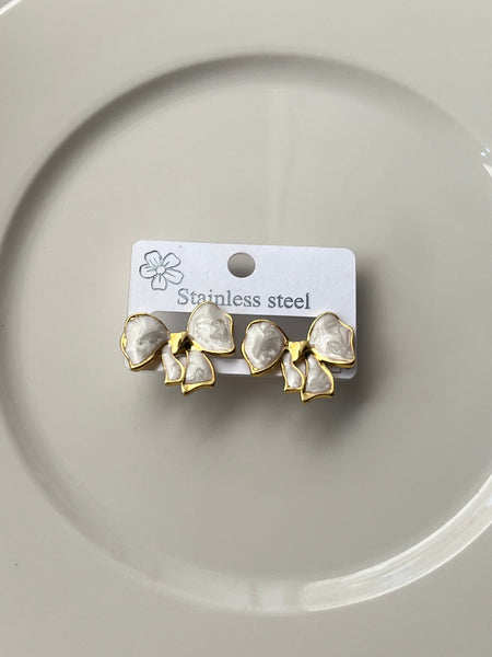 Resin Bow Earrings