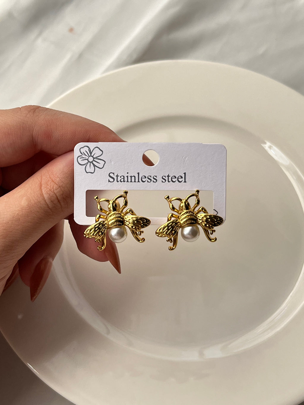 Bee Pearl Earrings